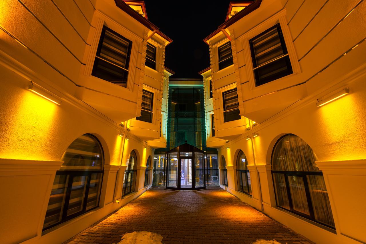 Kars-I Si̇Ri̇N Otel Exterior photo