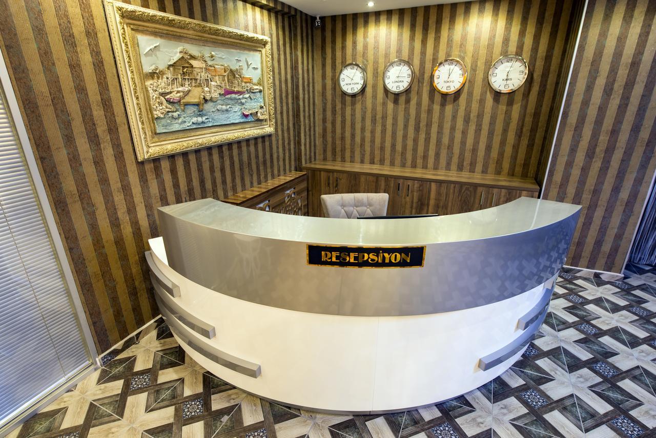 Kars-I Si̇Ri̇N Otel Exterior photo