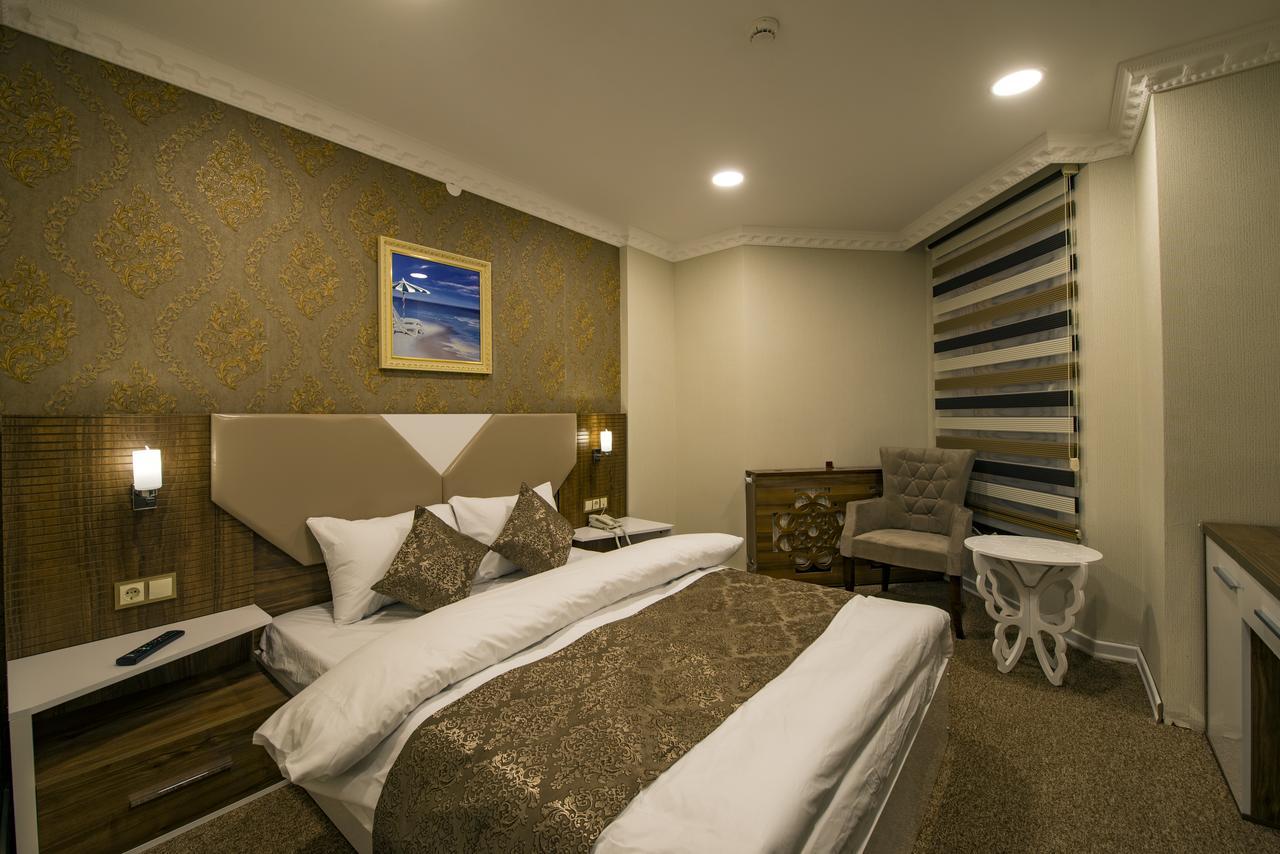Kars-I Si̇Ri̇N Otel Exterior photo