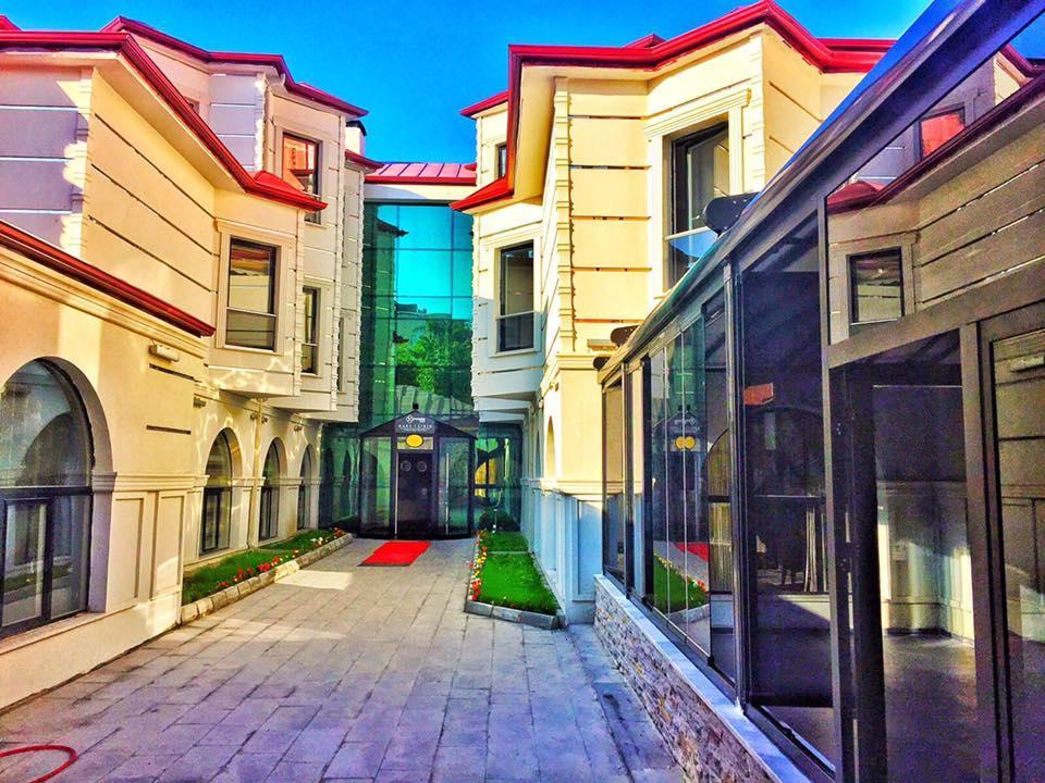 Kars-I Si̇Ri̇N Otel Exterior photo